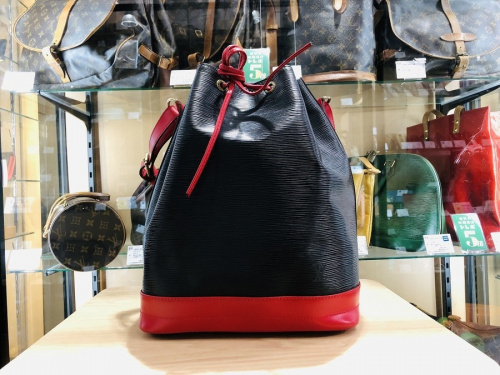 バッグのドラムバッグ