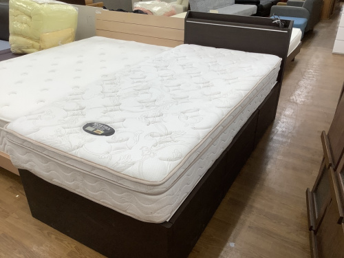 生活家具のベッド