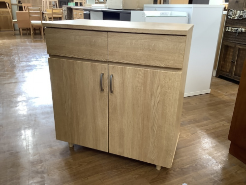 家具のキャビネット