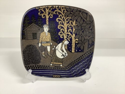 ARABIAのイヤープレート