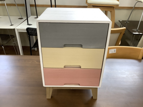 収納家具のチェスト