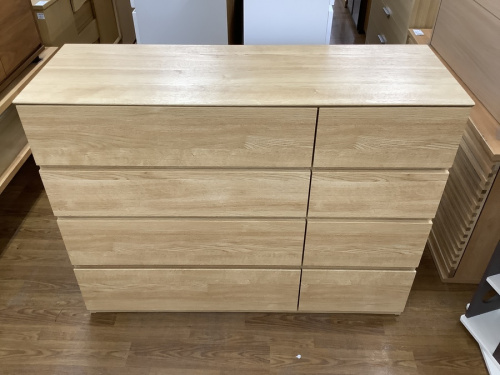 チェストのニトリ