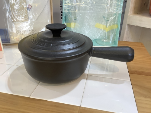 キッチン雑貨の鍋