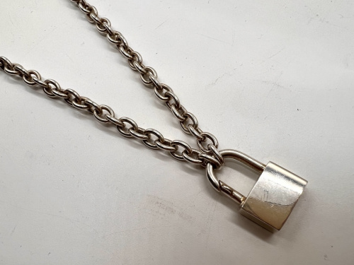 キーネックレスのアクセサリー