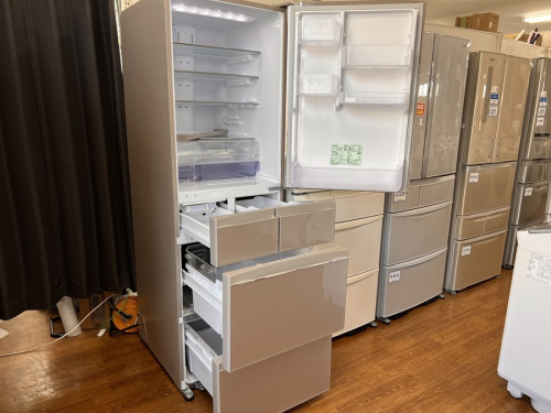 MITSUBISHIの5ドア冷蔵庫