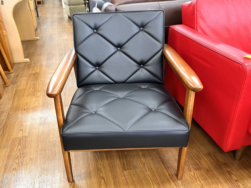 Kチェアのカリモク60