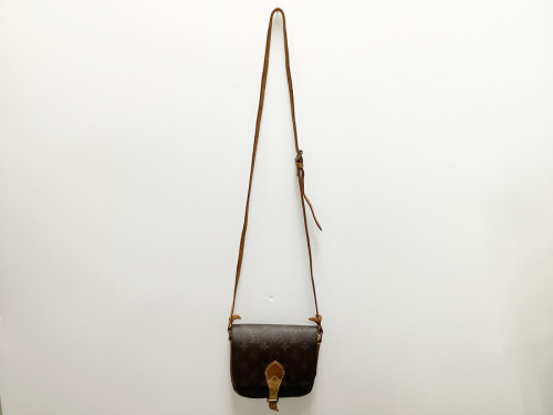 ルイヴィトンのLOUIS VUITTON