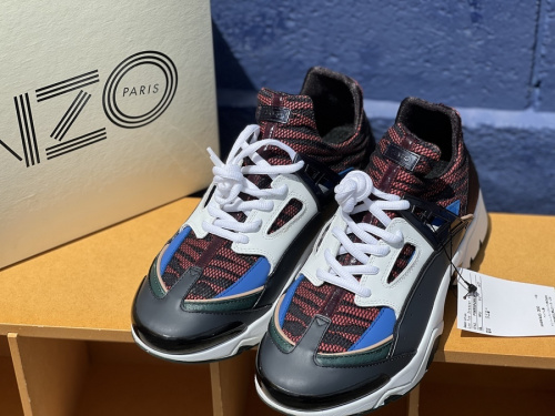 スニーカーのKENZO