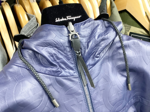 レザージャケットのSalvatore Ferragamo