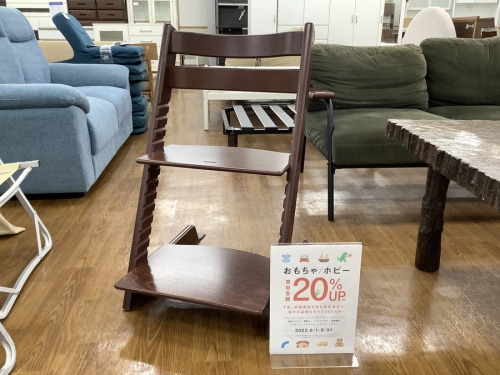 家具のベビーチェアー