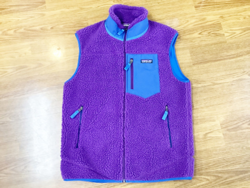 アウトドアのフリース