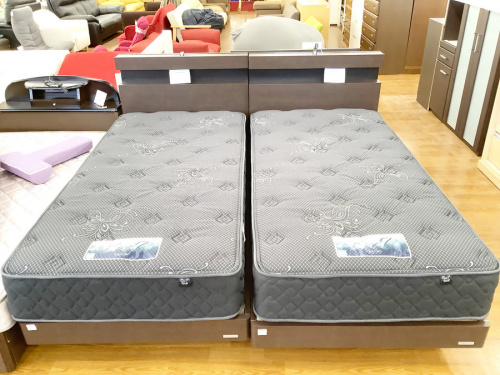 ベッドのソファー