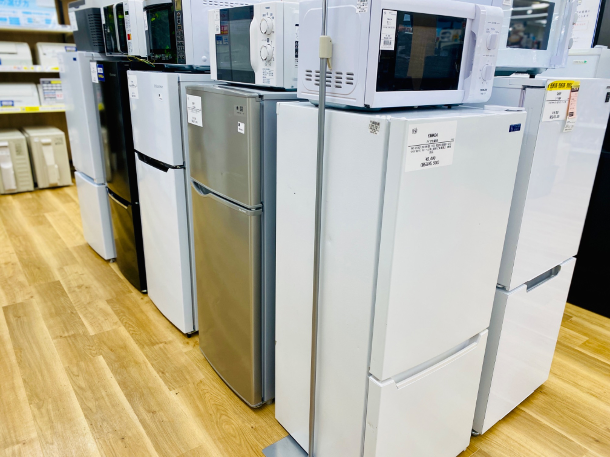 新生活応援】AQUA（アクア）2ﾄﾞｱ冷蔵庫 AQR-18D(R) 2015年製が買取入荷