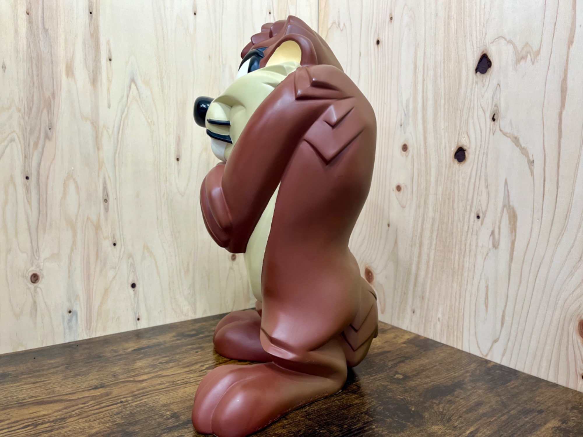 憎めない顔つき】ワーナーブラザーズ タズマニアン・デビルをご紹介