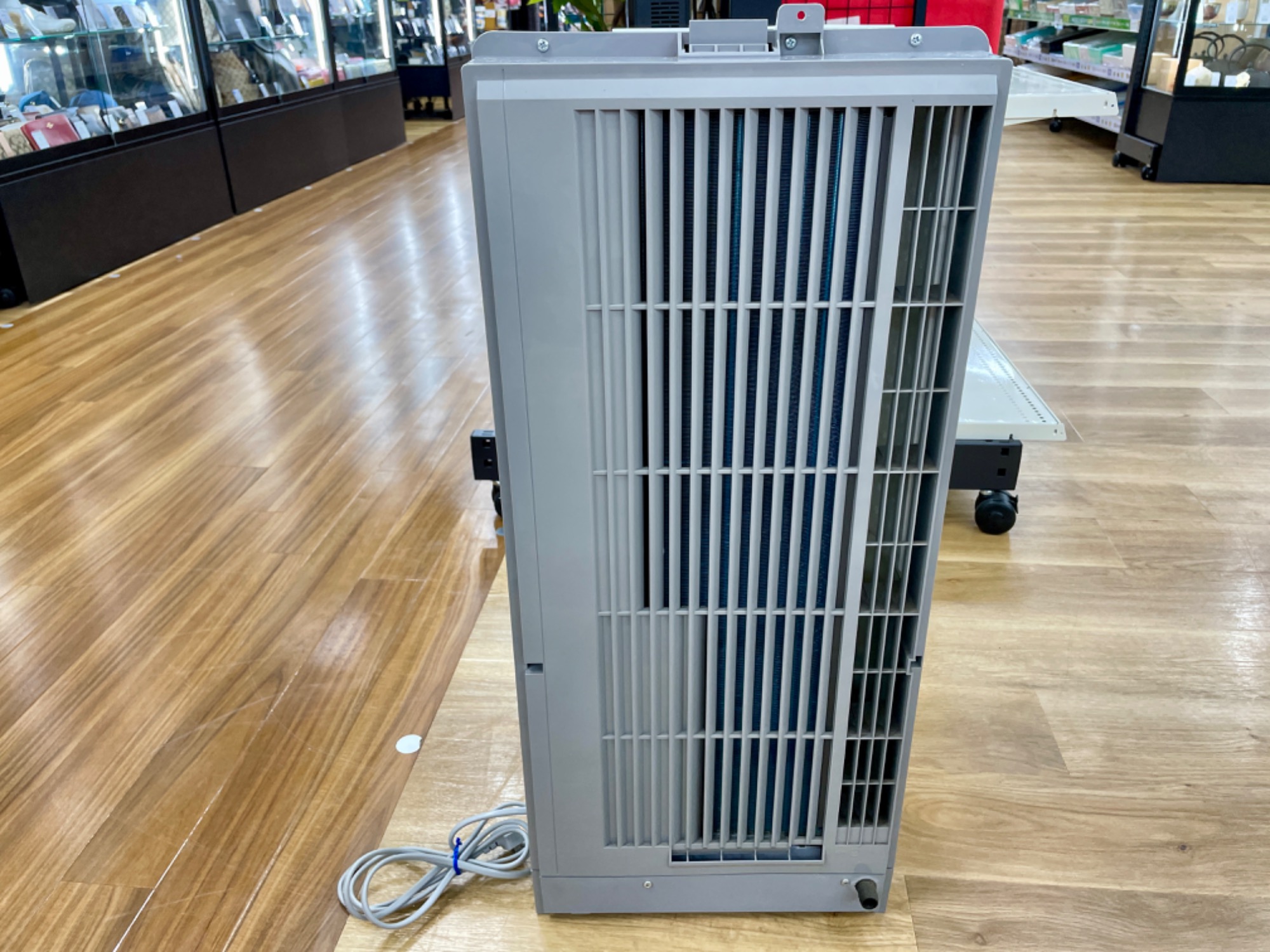 お買い得！】Haier（ハイアール）窓枠用エアコンJA-16V 2021年製