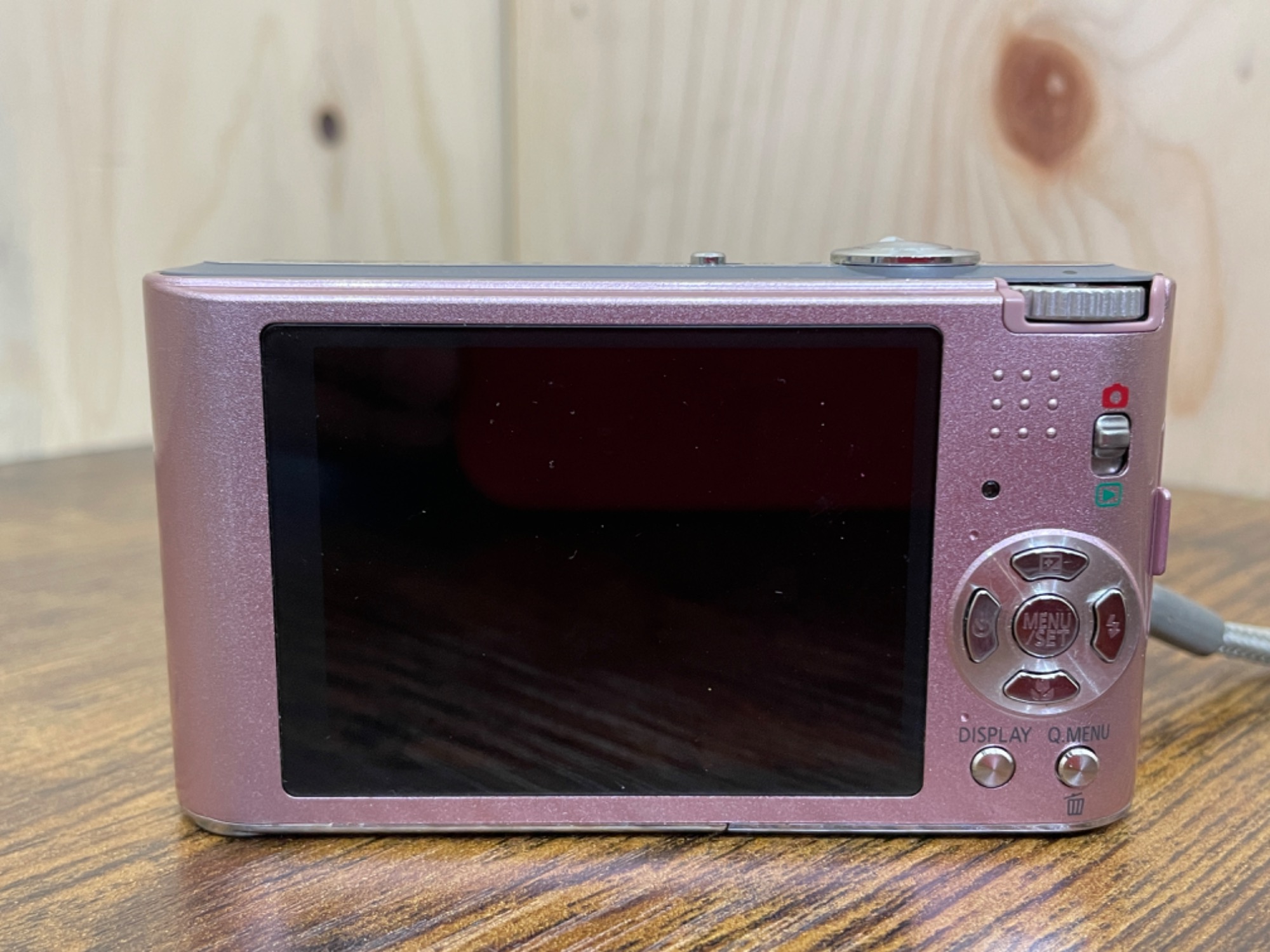 カメラ買取強化中】Panasonic(パナソニック）コンパクトデジタルカメラ