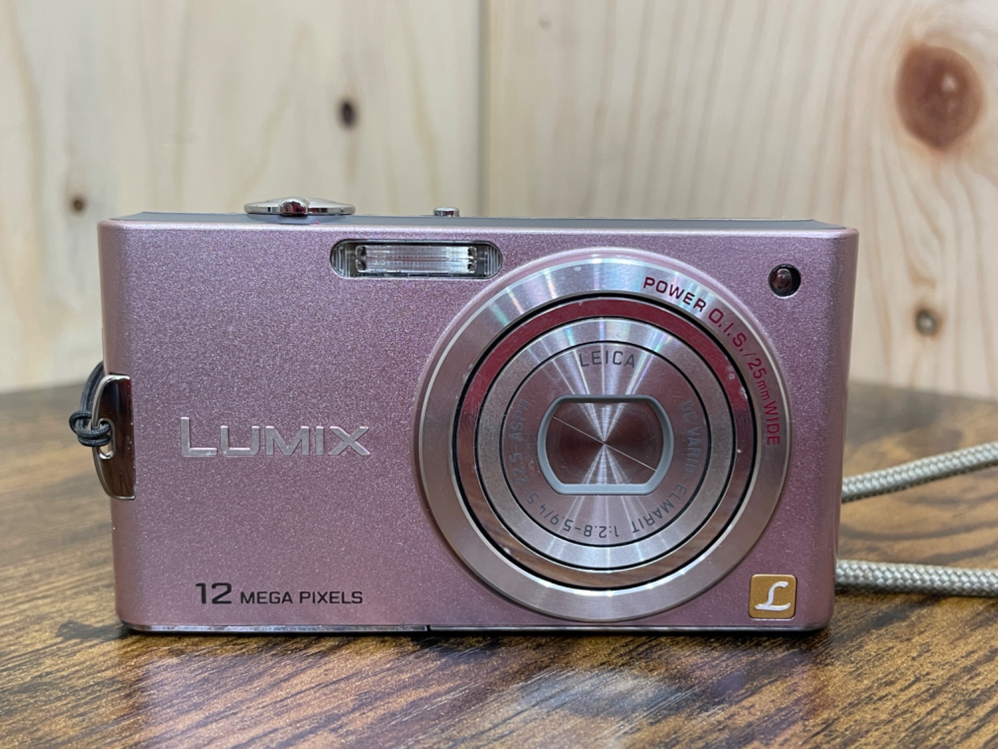 カメラ買取強化中】Panasonic(パナソニック）コンパクトデジタルカメラ