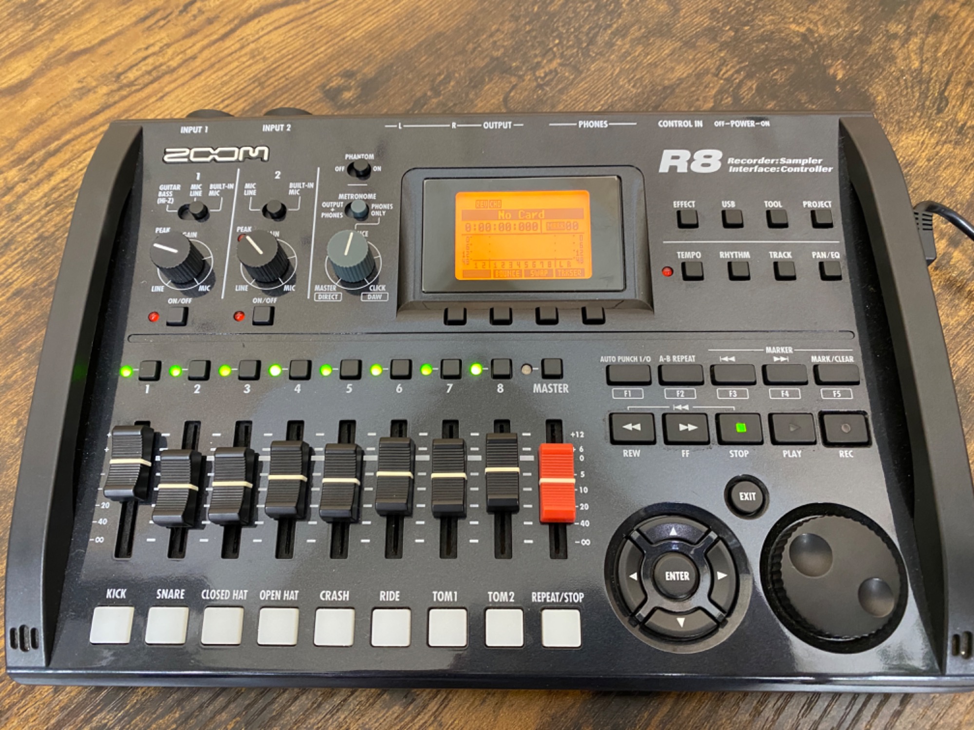 ZOOM(ズーム）マルチトラックレコーダー R8 2GB 買取入荷致しました