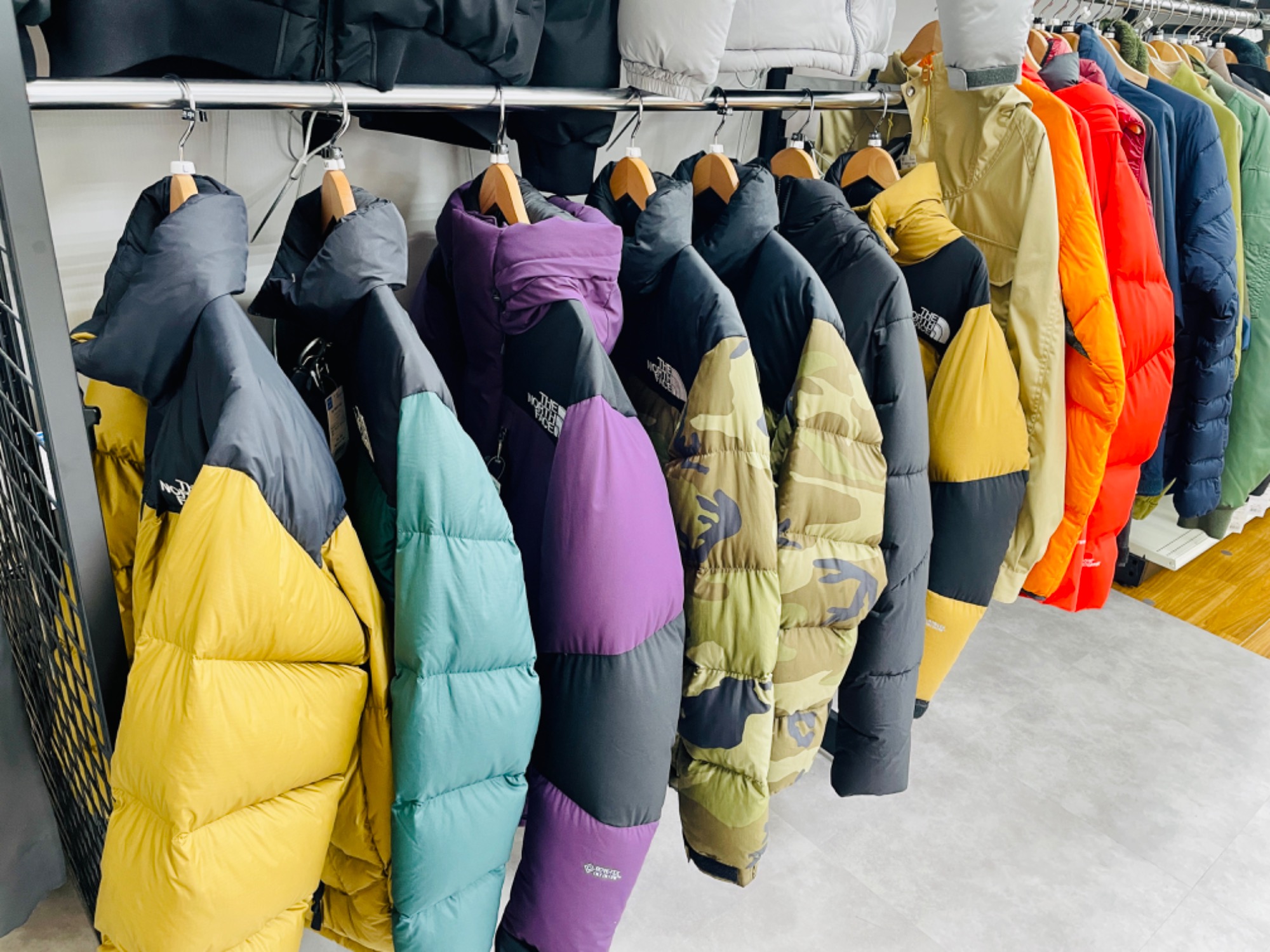 adidas（アディダス）トラックジャケット トレフォイルラインが買取