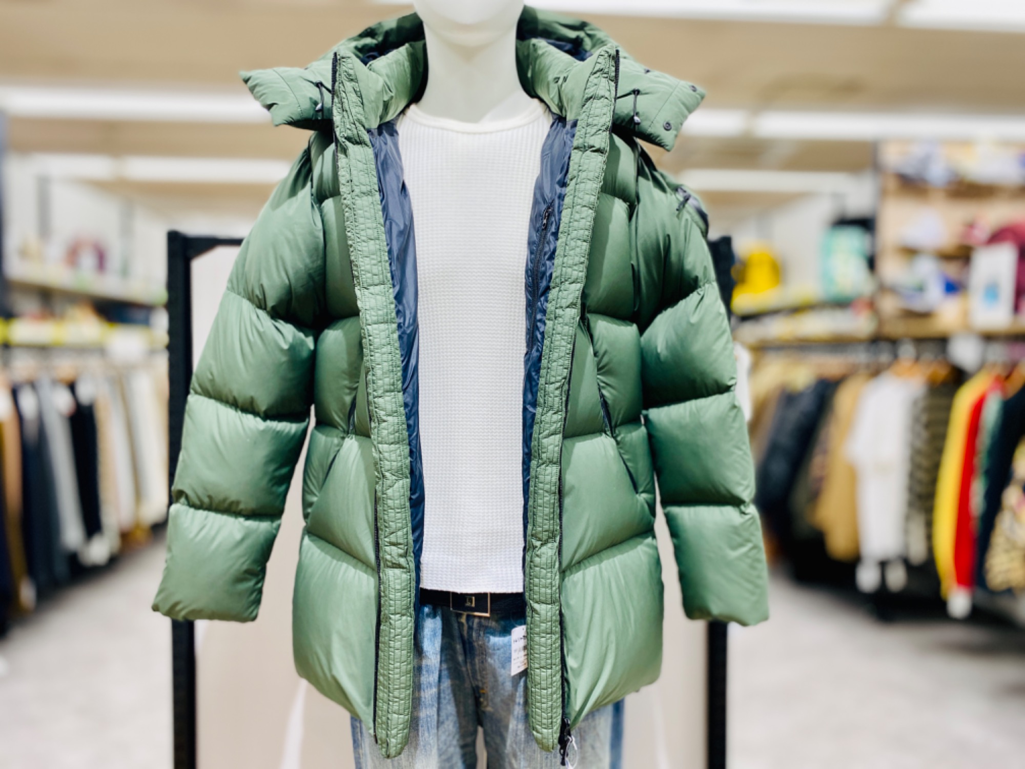 GOLDWIN（ゴールドウィン）ダウンジャケット GL20312P が買取入荷