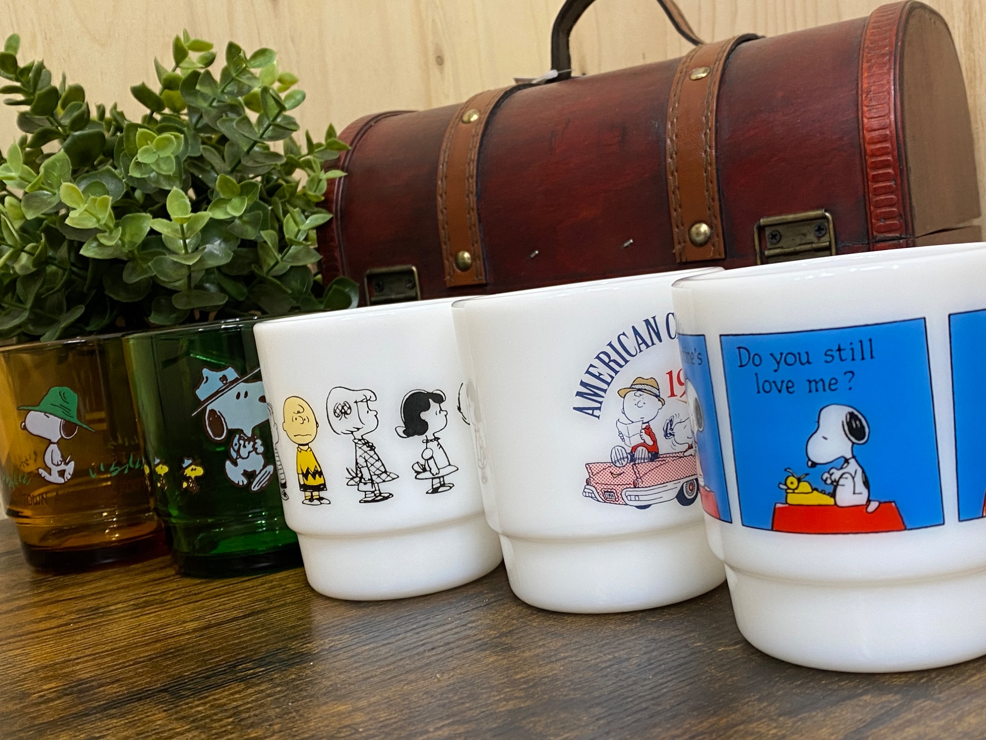 スヌーピー ミュージアム♡Fire king スタッキングマグカップ 2個セット Fire King(ファイヤーキング）スヌーピーミュージアム限定販売