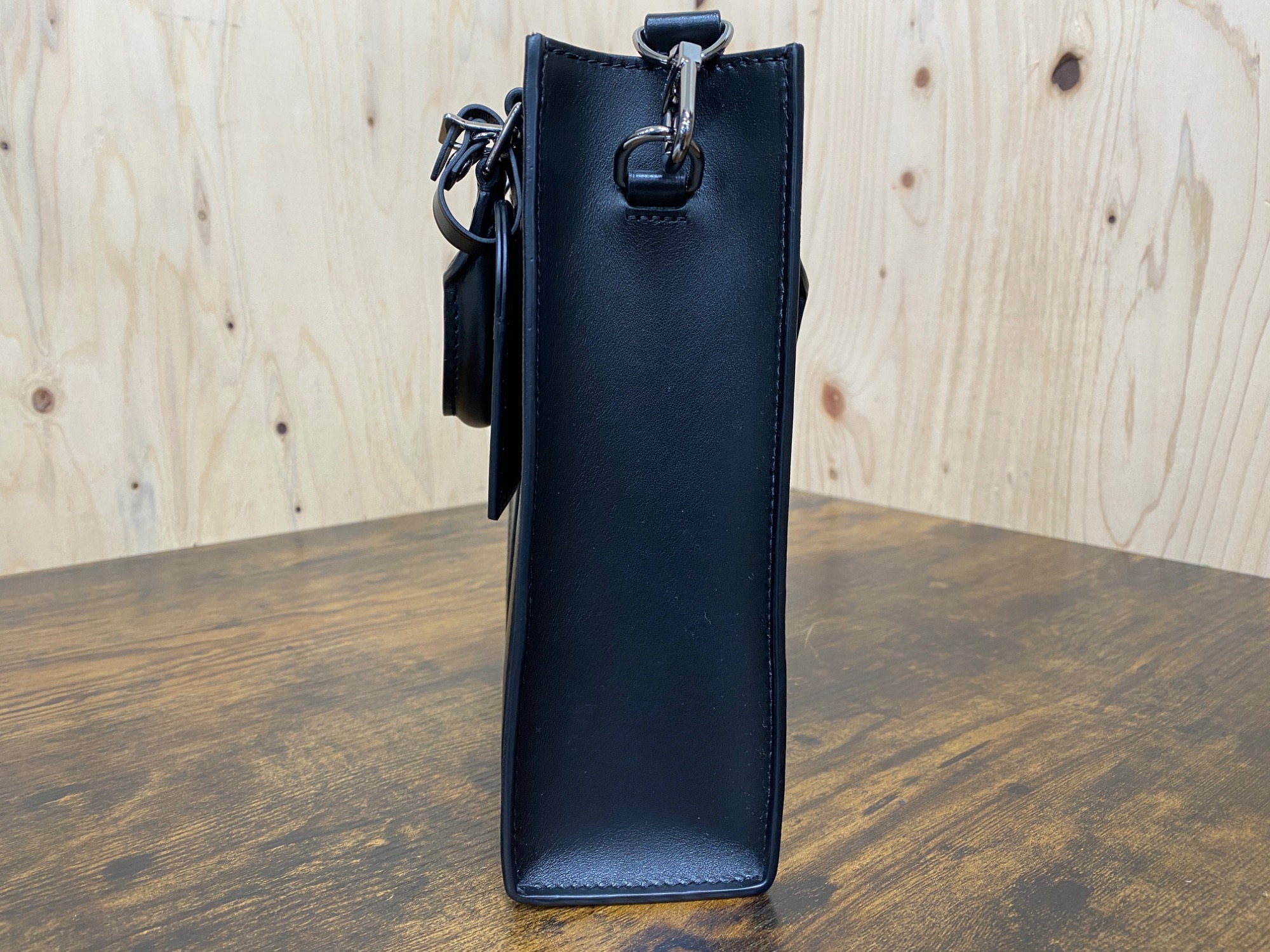 LOUIS VUITTON M46453 モノグラム・エクリプス サックプラ 買取