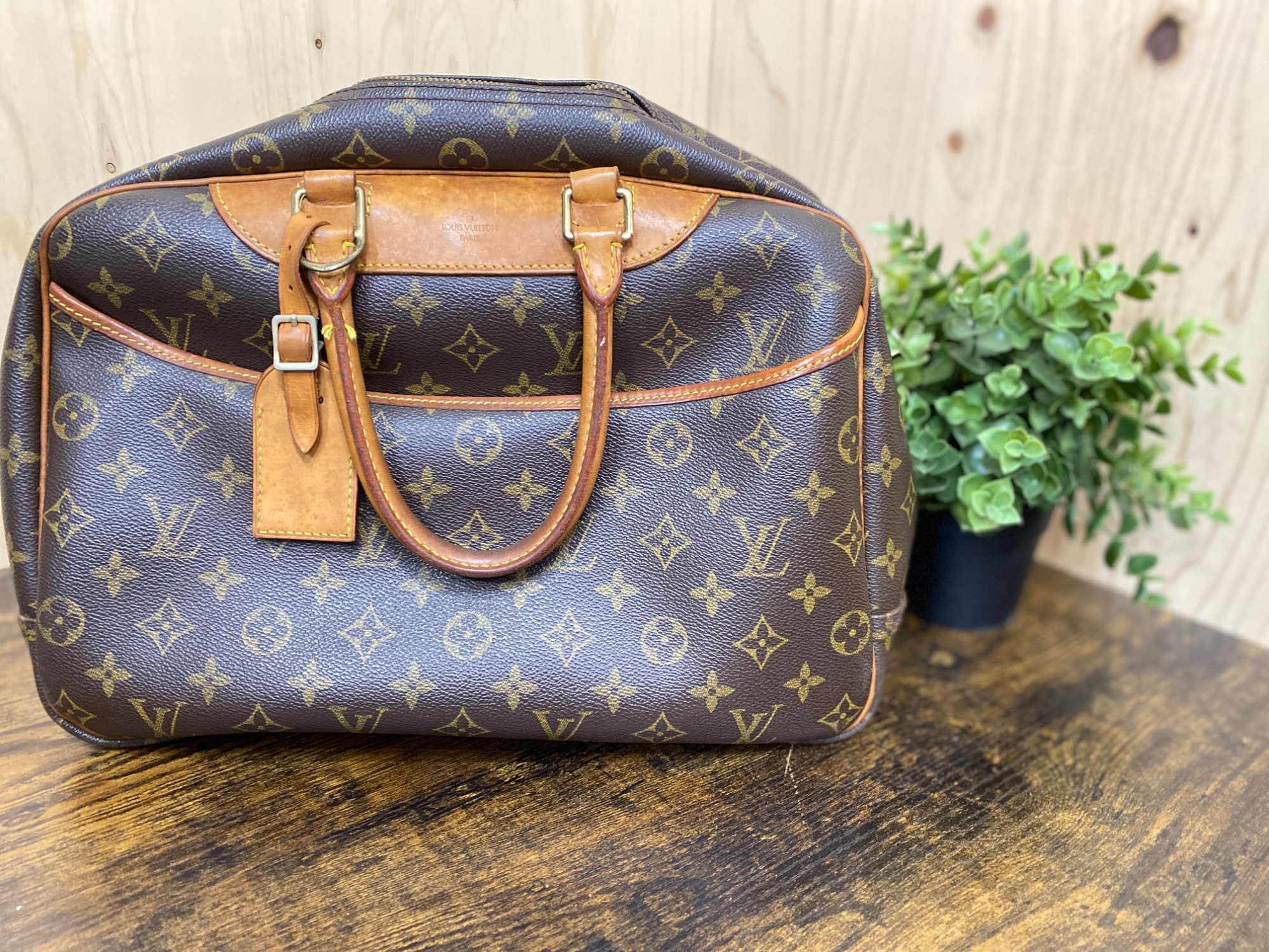 Louis Vuitton(ルイヴィトン)ハンドバッグM47270買取入荷致し