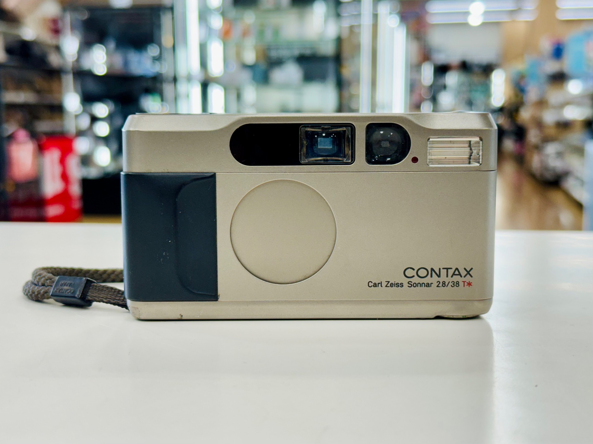 CONTAX T2 フィルムカメラ【ジャンク品　yt出品】 ジャンク品※ CONTAX T2 フィルムカメラ - メルカリ