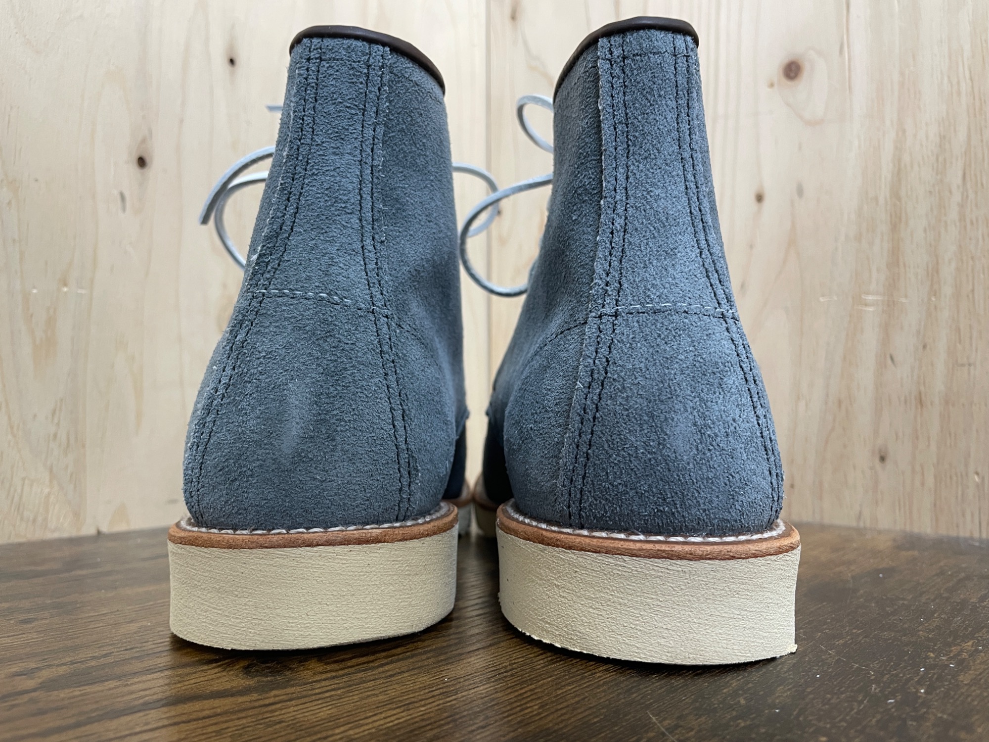 美しいブルースウェードが映える RED WING(レッドウィング