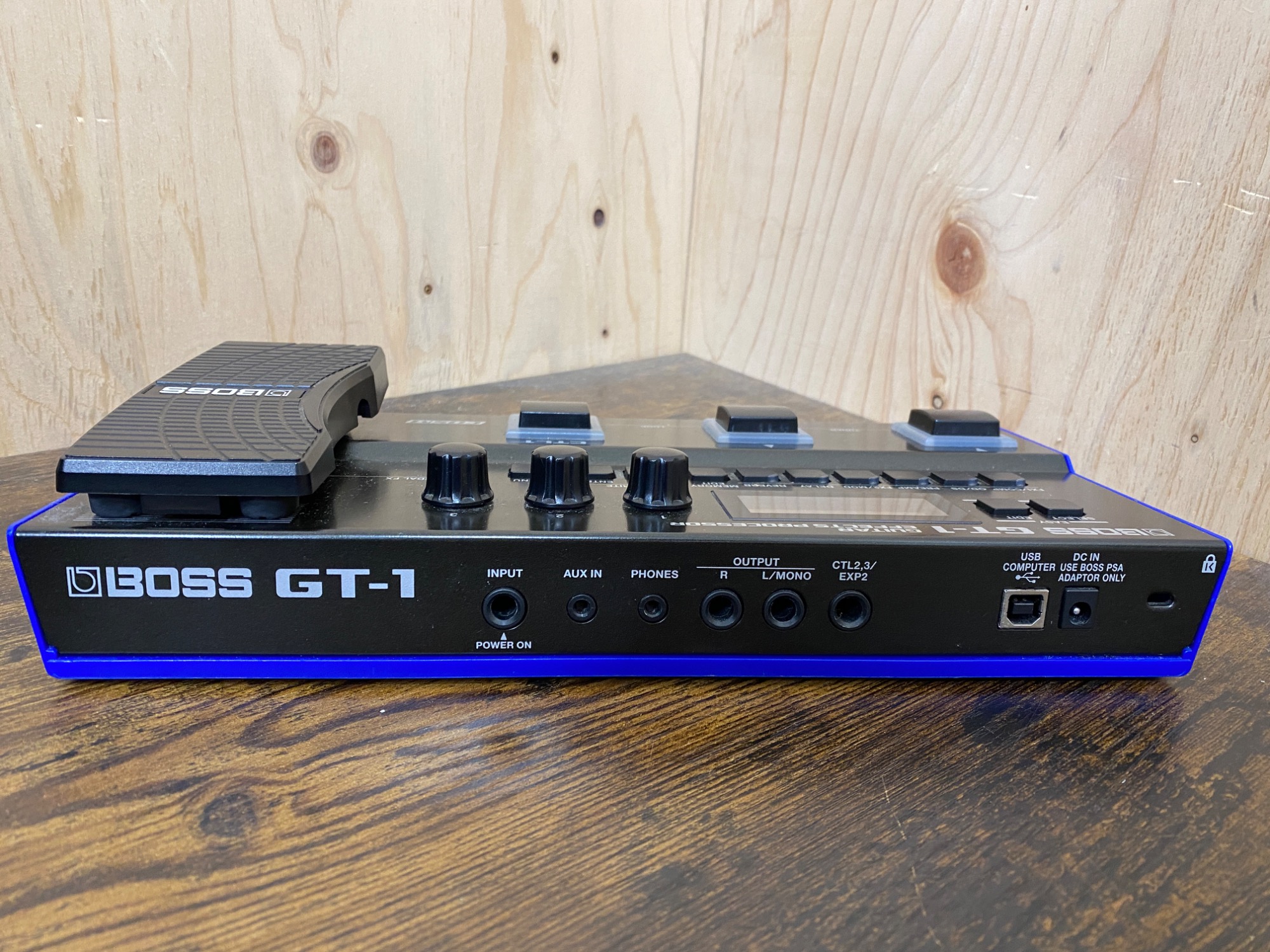 bossさん専用 BOSS(ボス) マルチエフェクター GT-1 買取入荷致しました！｜2025年11