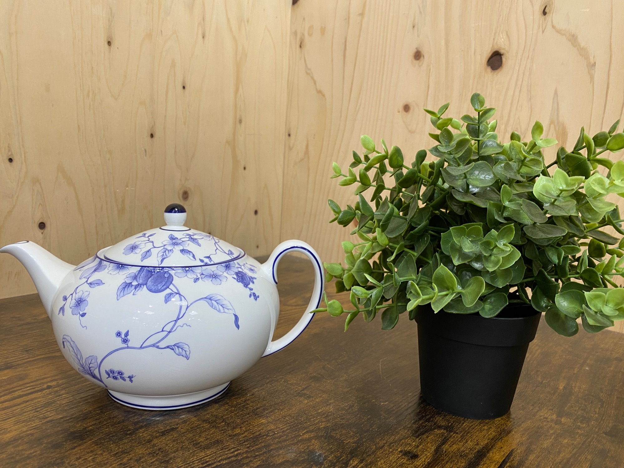 Wedgwood(ウェッジウッド) ティーポット ブループラムをご紹介！｜2025