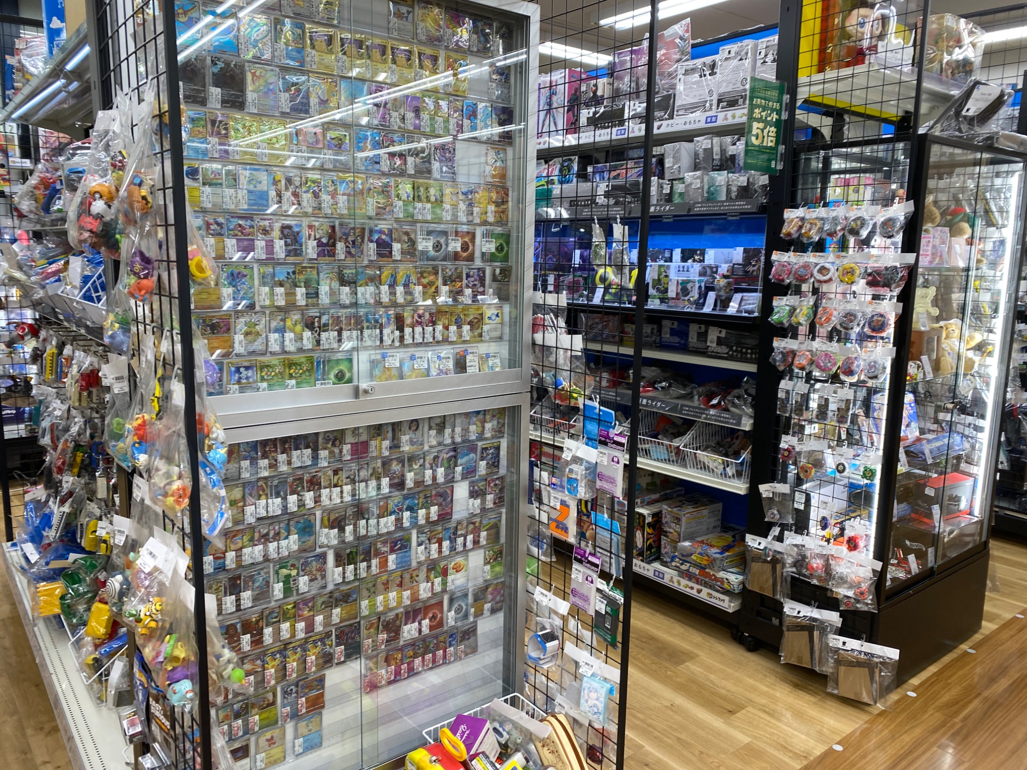 Pokemon center(ポケモンセンター) B賞 スペシャルセットフィギュア