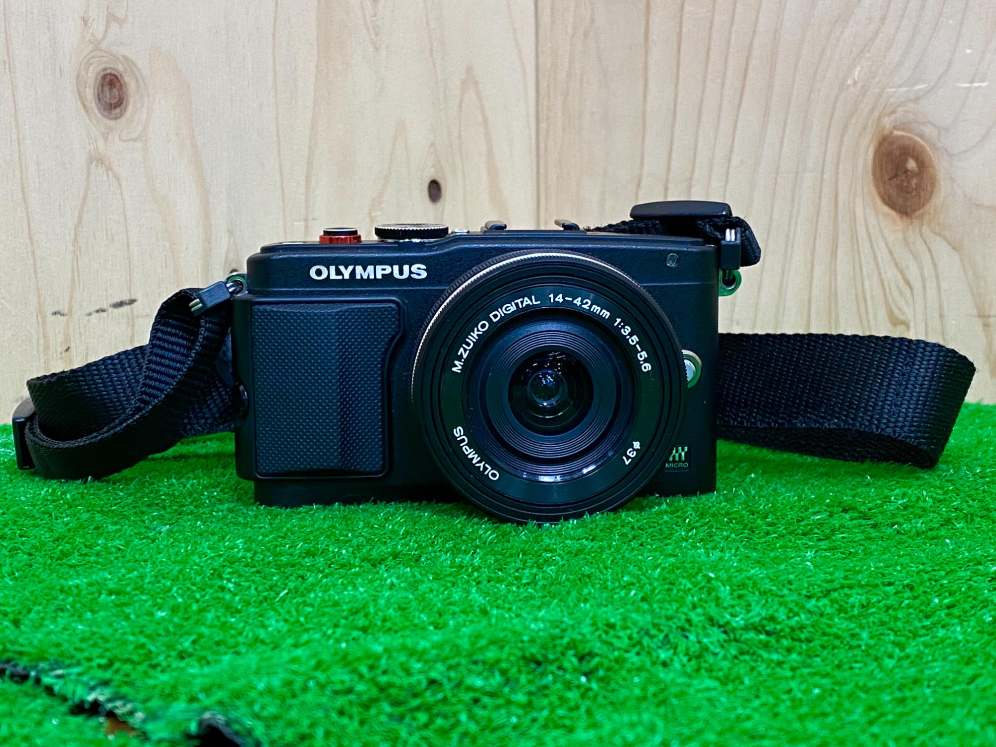OLYMPUS（オリンパス）デジタル一眼レフカメラ E-PL6 買取入荷致しまし