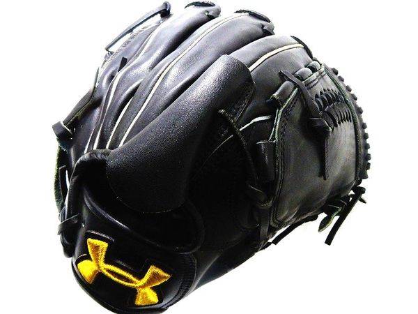 UNDER ARMOUR(アンダーアーマー) プロスペックグローブのご紹介です