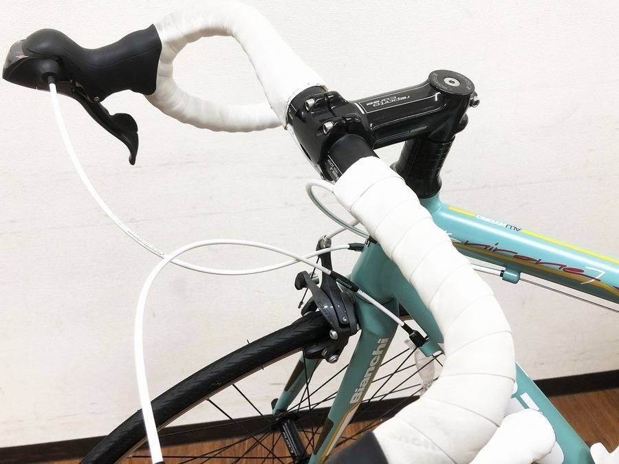 Bianchi（ビアンキ） のロードバイク　大阪梅田直接引き渡し Bianchi（ビアンキ） のロードバイク 大阪梅田直接引き渡し