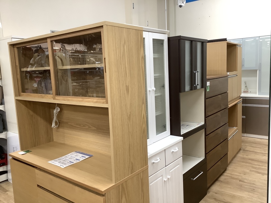 高橋木工所のレンジ台のご紹介！【トレファク入間店家具紹介22-06】 雰囲気がガラッと変わる！高橋木工所のレンジボードのご紹介です♪【東