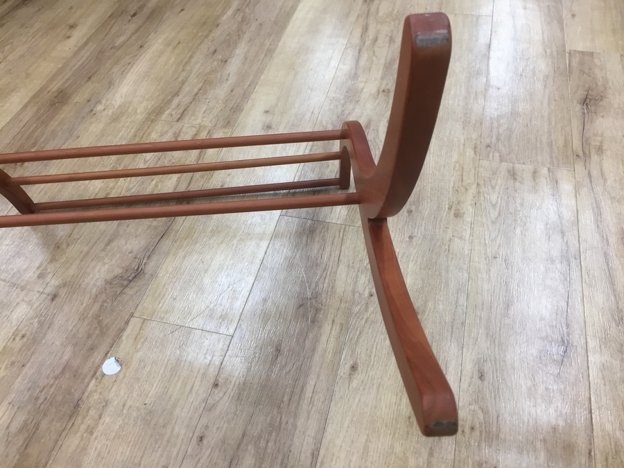 porada（ポラダ）のタオルハンガーが入荷致しました!!【東大阪店