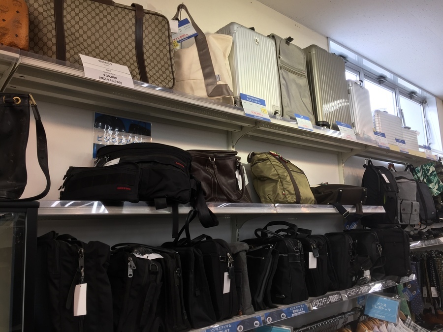 スタイリッシュでかっこいいzuca(ズーカ)のキャリーバッグが入荷