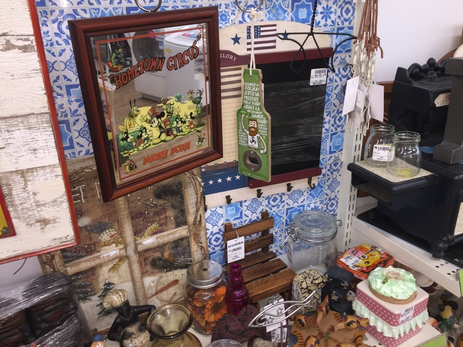 お部屋のインテリアに！カントリー雑貨のご紹介です！【東大阪店