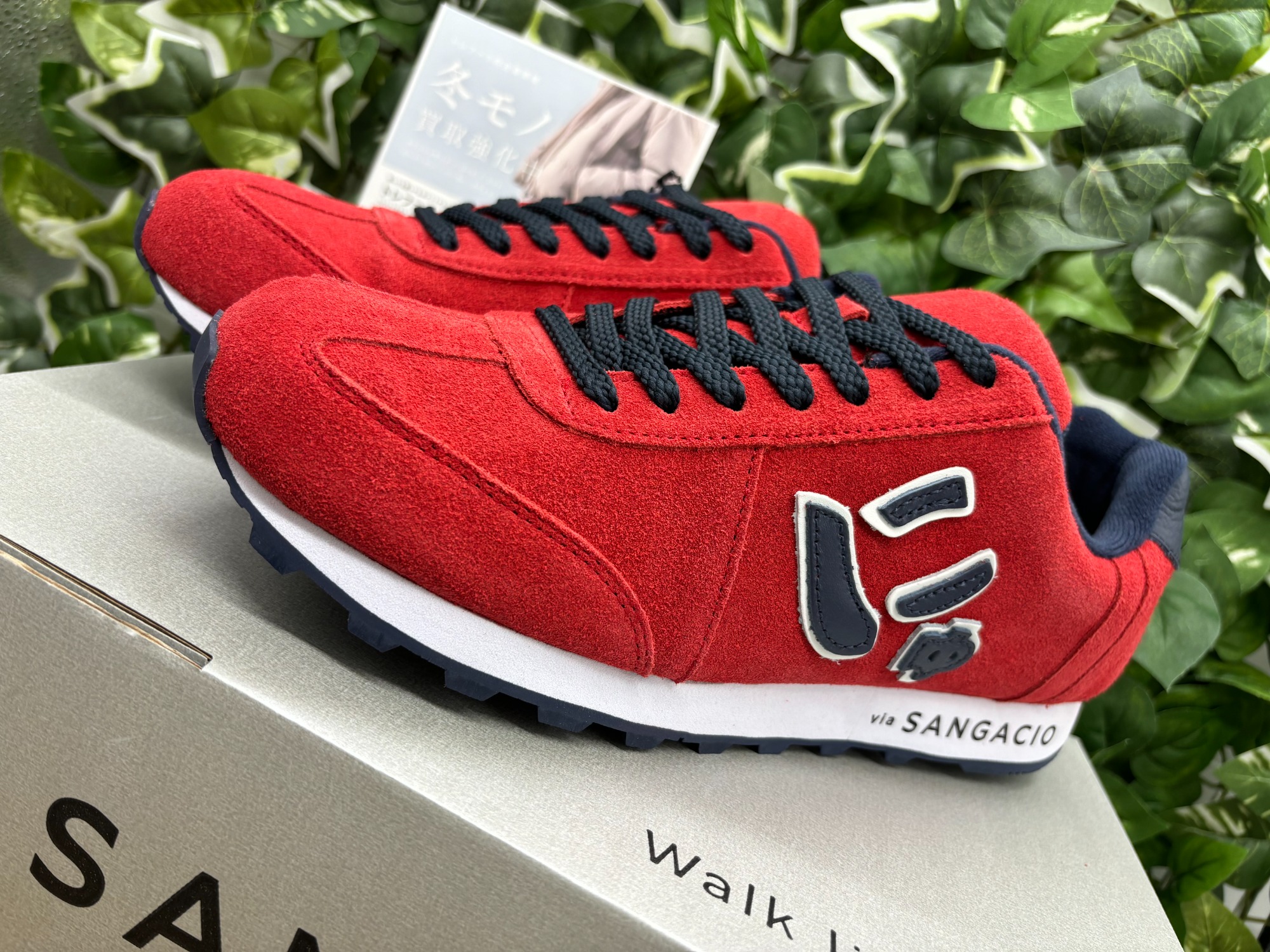 ユニークな【にゅスニーカー】入荷致しました！！｜2023年10月20日