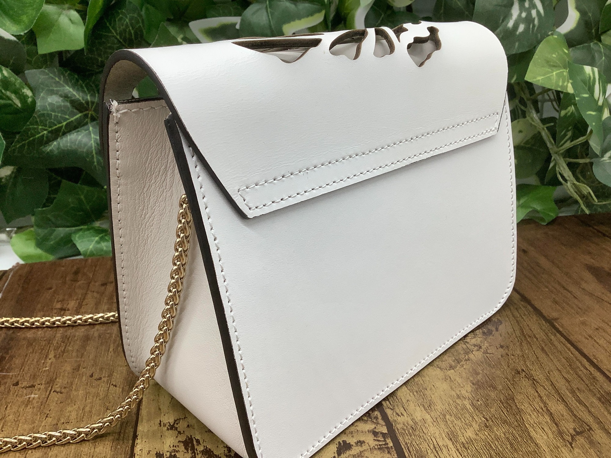 極美品♡FURLAのチェーンバッグ FURLA（フルラ） バッグ チェーンバッグ ミニショルダー GINEVRA Mini