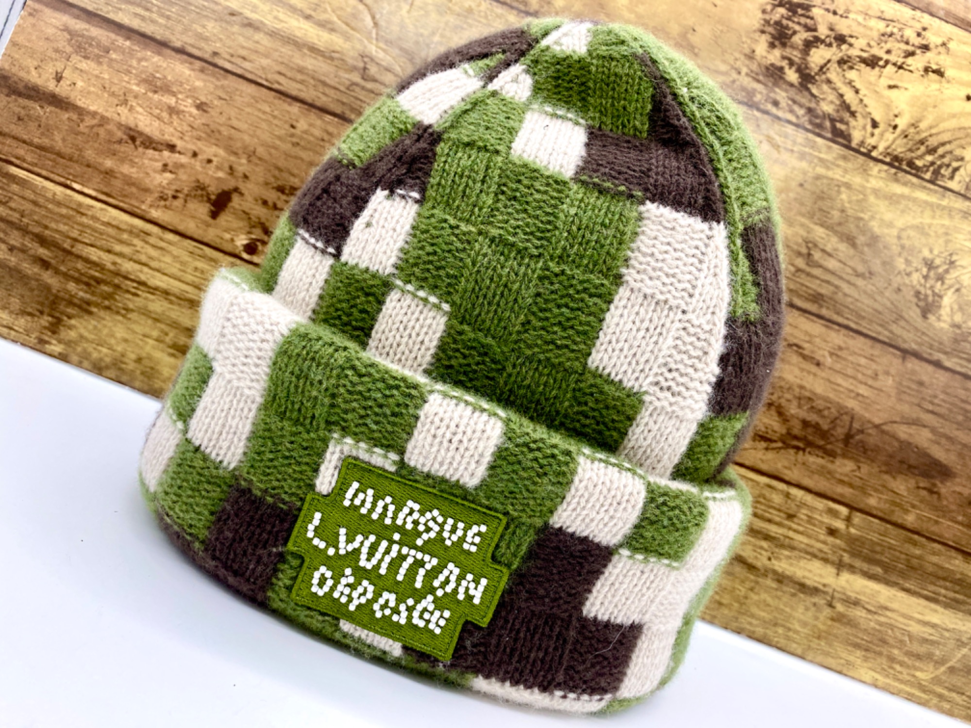 新入荷】Louis Vuitton（ルイヴィトン）のニット帽のご紹介です