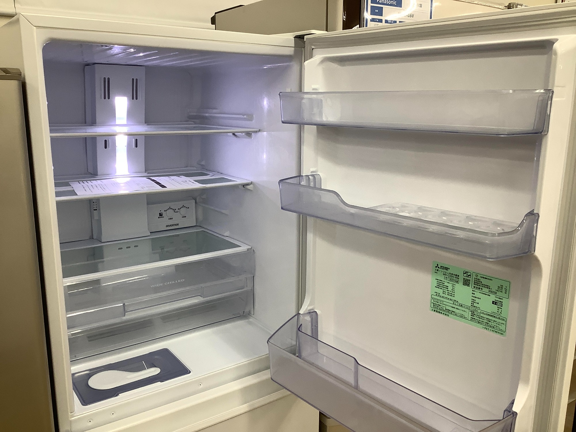 1ドア冷蔵庫　MITSUBISHI 【トレファク東大阪店】 3ドア大型！】MITSUBISHIの大型冷蔵庫のご紹介です！！｜2024年08月29