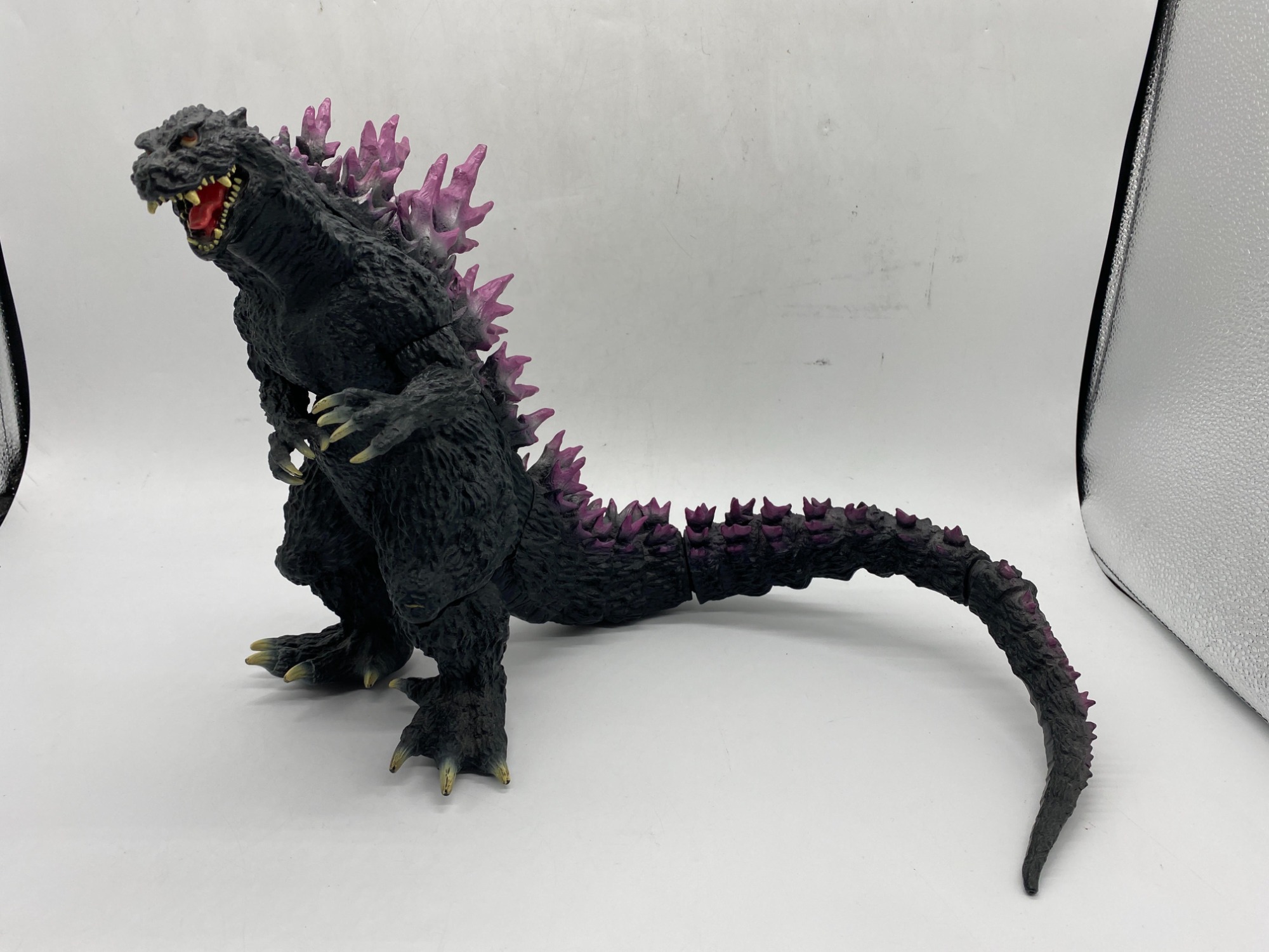 東宝BANDAI2005年可動式ゴジラフィギュア