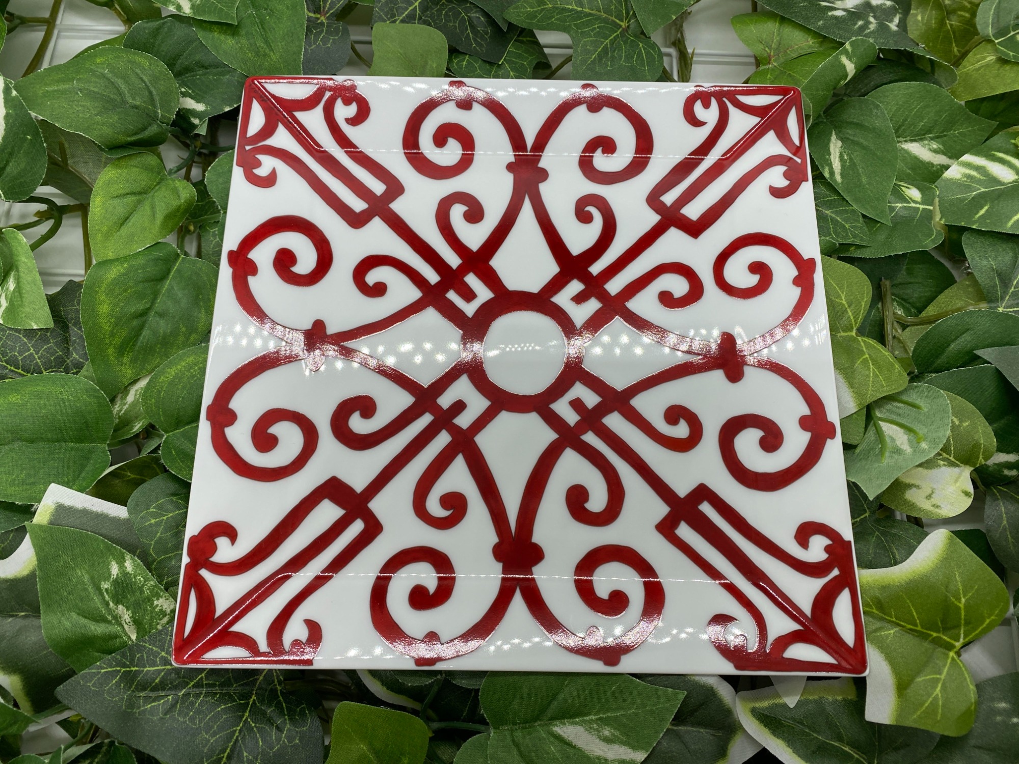 新品未使用★HERMES エルメス　ガダルキヴイール　スクエアプレート トレー 楽天市場】【10%OFF】 エルメス 食器 スクエアプレート トレー PM 16cm