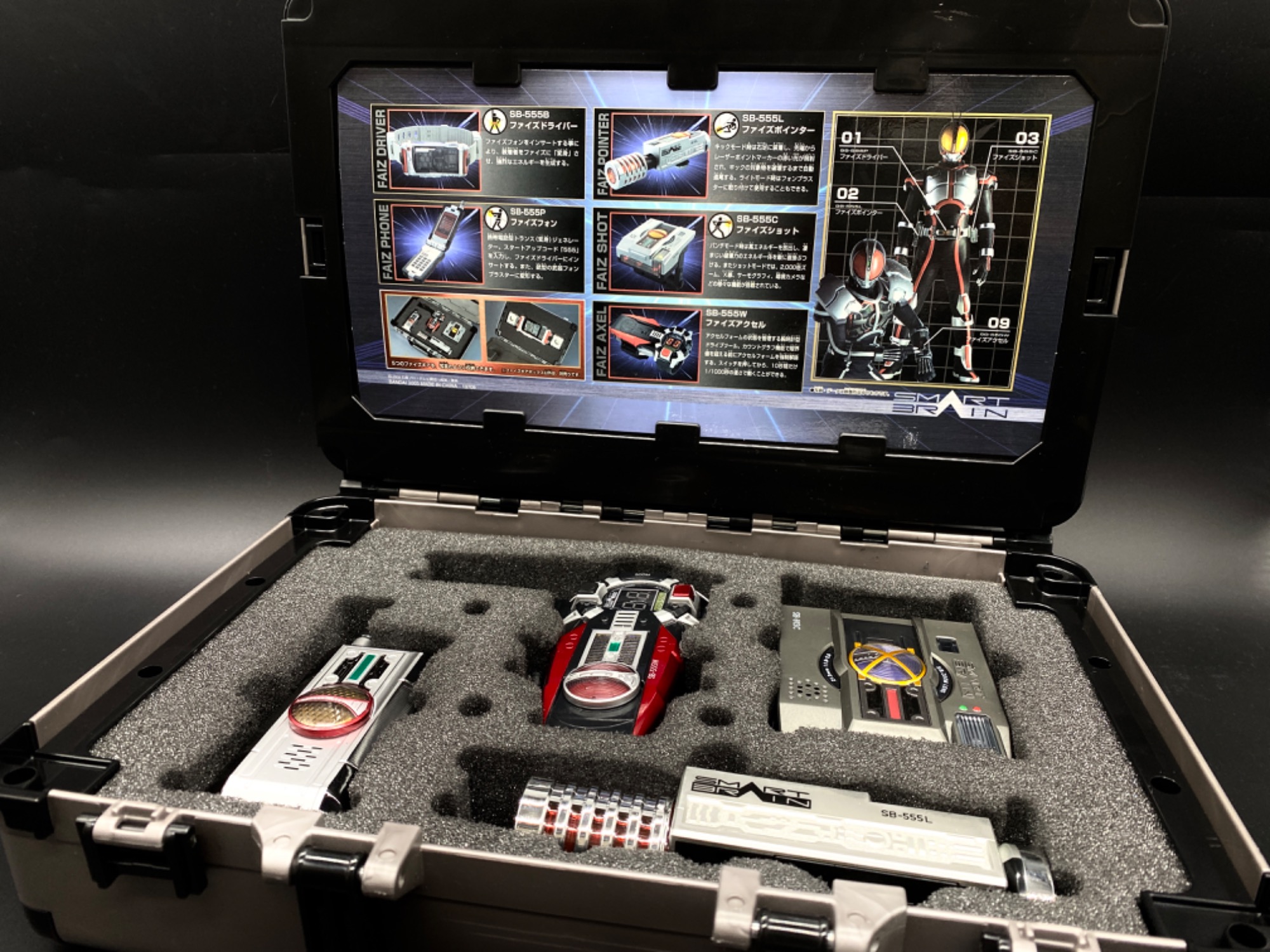 仮面ライダーファイズ　当時品　ベルト　セット 仮面ライダーファイズ ベルト DXファイズドライバー 当時物