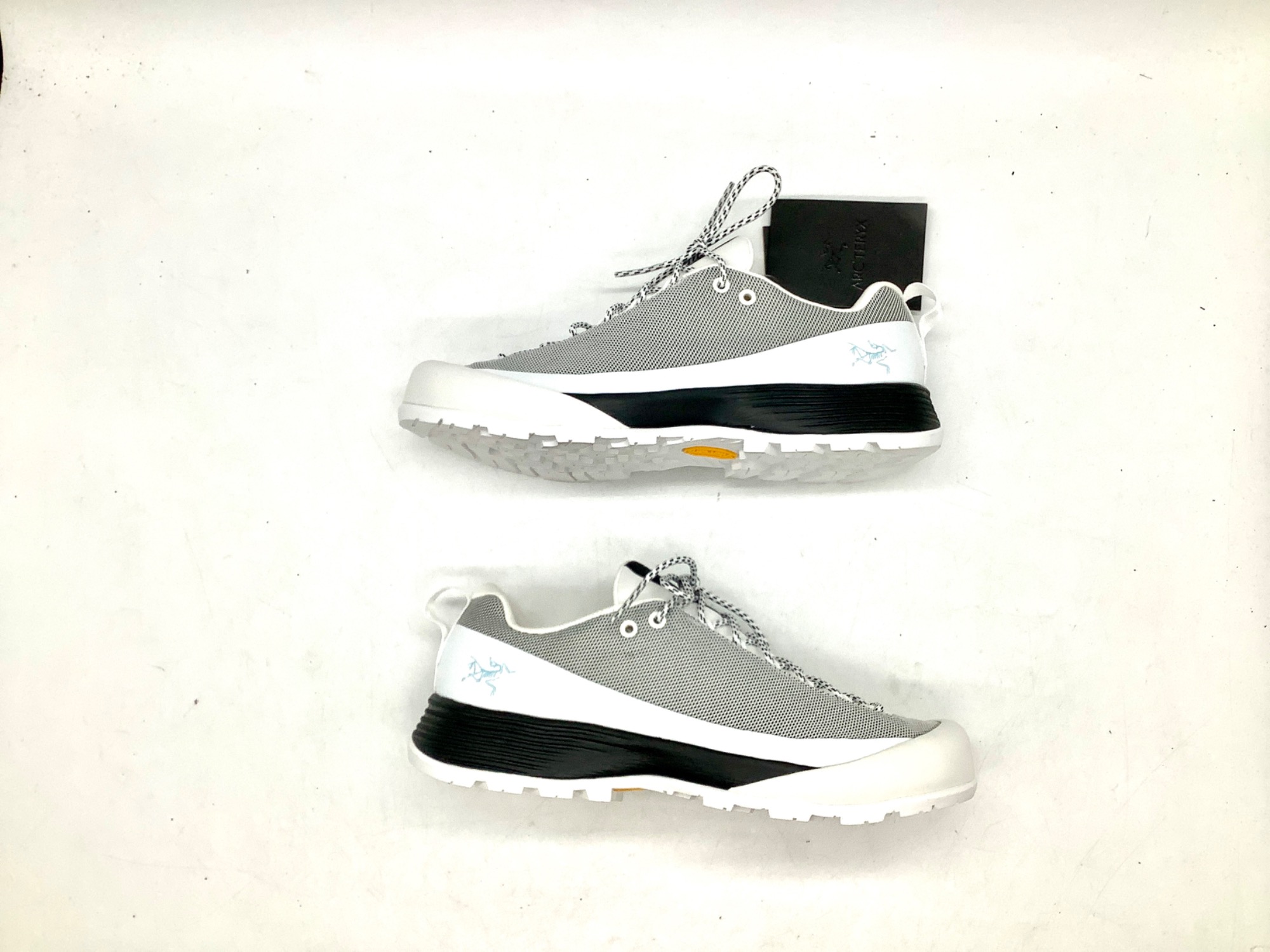 Arc’teryx スニーカー トレンディ 耐久性 機能性 軽量 レジャー ARC'TERYX】山岳地帯を最速で駆け抜けるクロスオーバートレイル