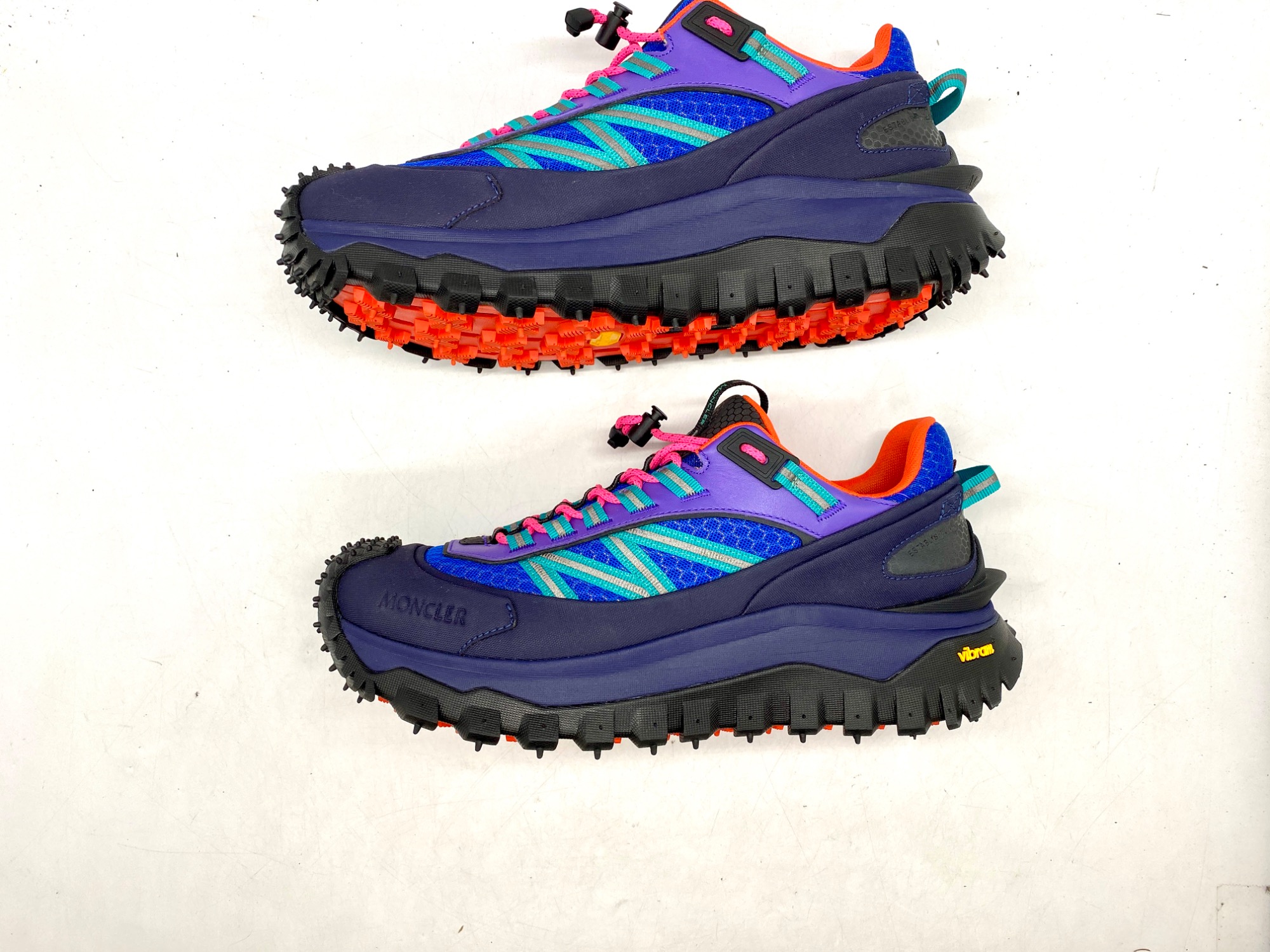 Arc’teryx スニーカー トレンディ 耐久性 機能性 軽量 レジャー 雨の日のトレランで気づいた頼もしさ。疾走感を煽る