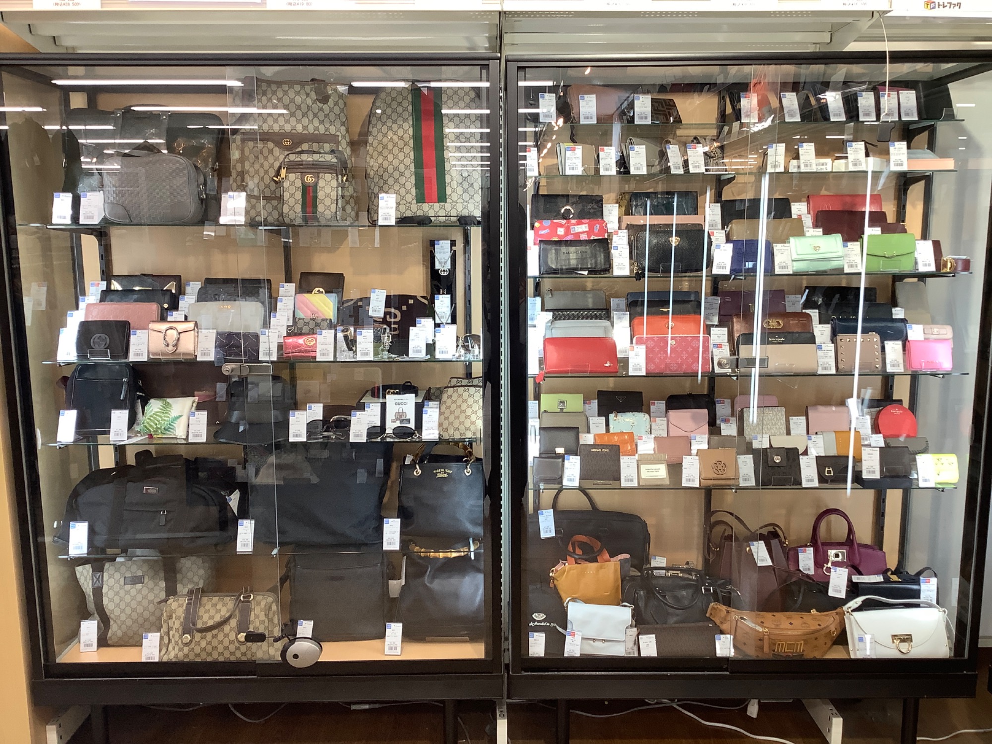 新入荷したLOUISVUITTON(ルイヴィトン)の商品をご紹介します