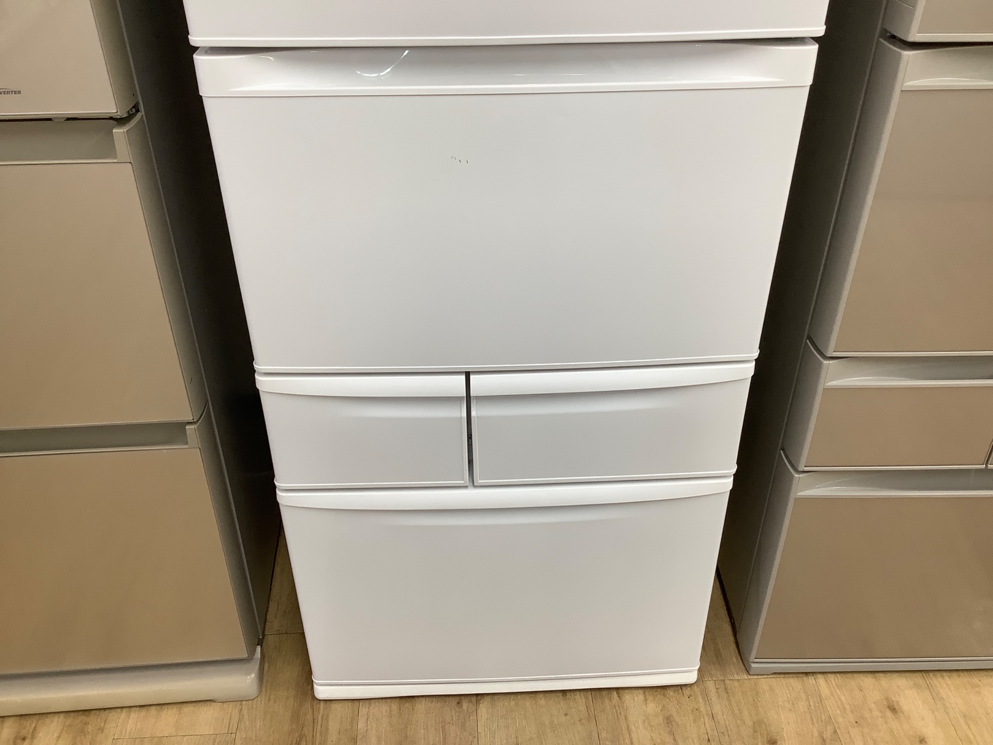 TOSHIBA（トウシバ）の冷蔵庫2014年製（GR-H510FV）です。【トレファク東大阪店】 大容量！】家庭用の冷蔵庫と洗濯機1点ずつご紹介！！｜2025年08